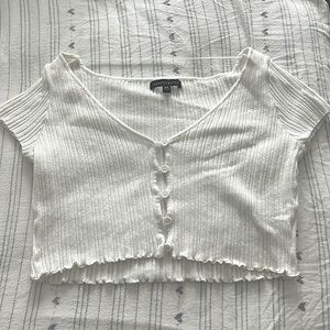 •kendall and kylie crop top (xs)